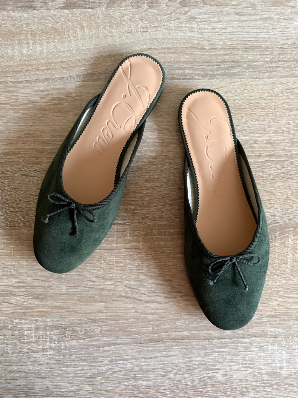 J. Crew Zoe forest green suede bow slip-on mules women’s Sz 8.5